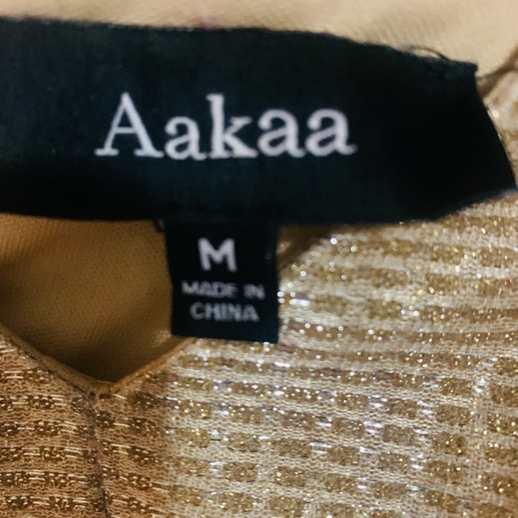 Aakaa shiny gold holiday dress - Picture 5 of 8